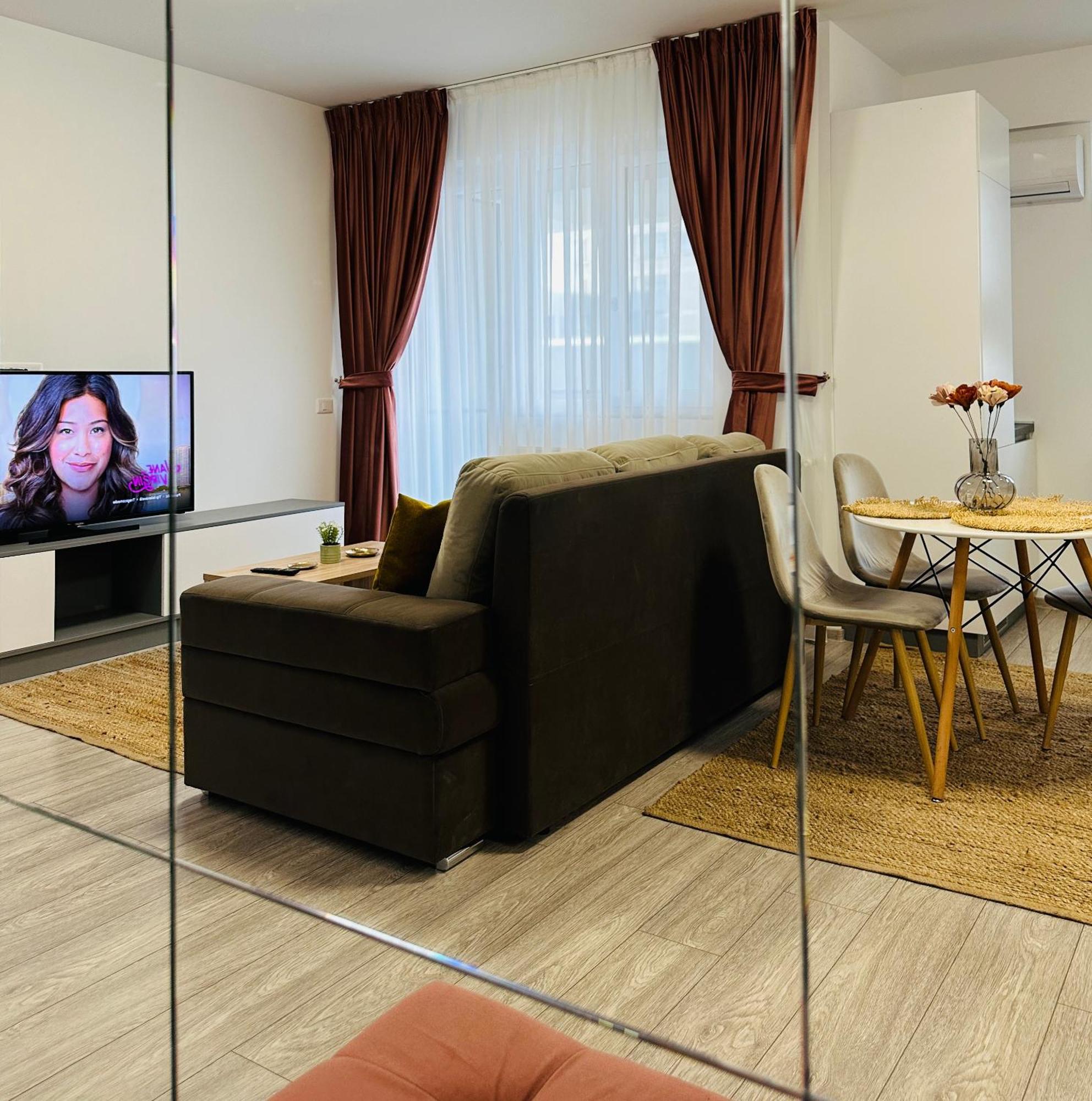 יאשי Palas Retreat - Q Residence מראה חיצוני תמונה