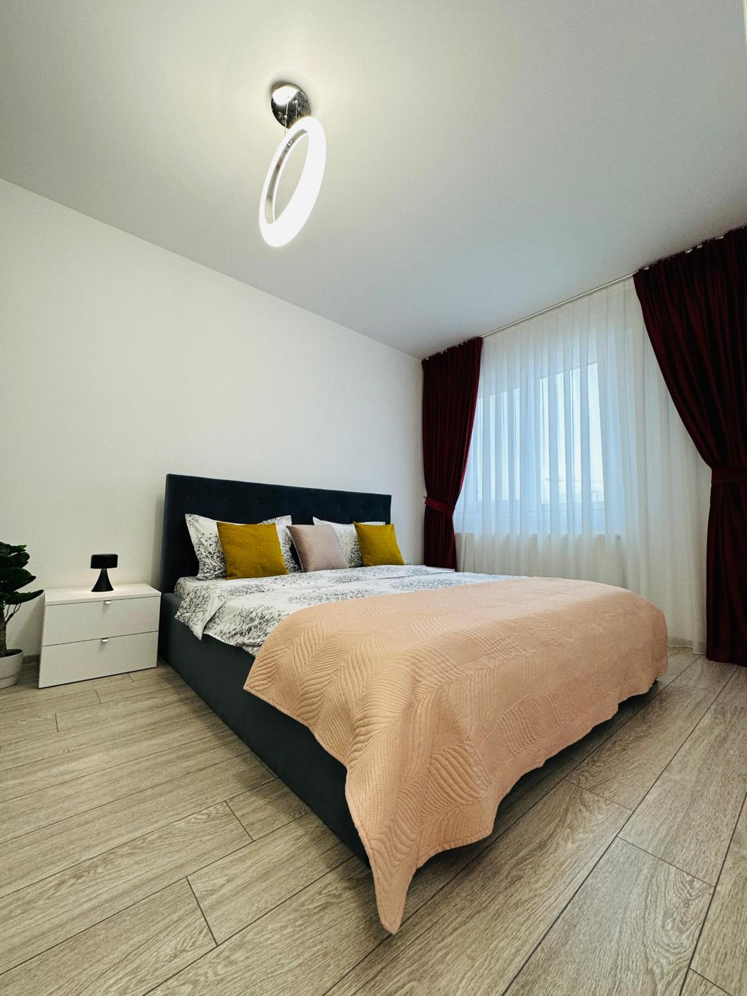 יאשי Palas Retreat - Q Residence מראה חיצוני תמונה