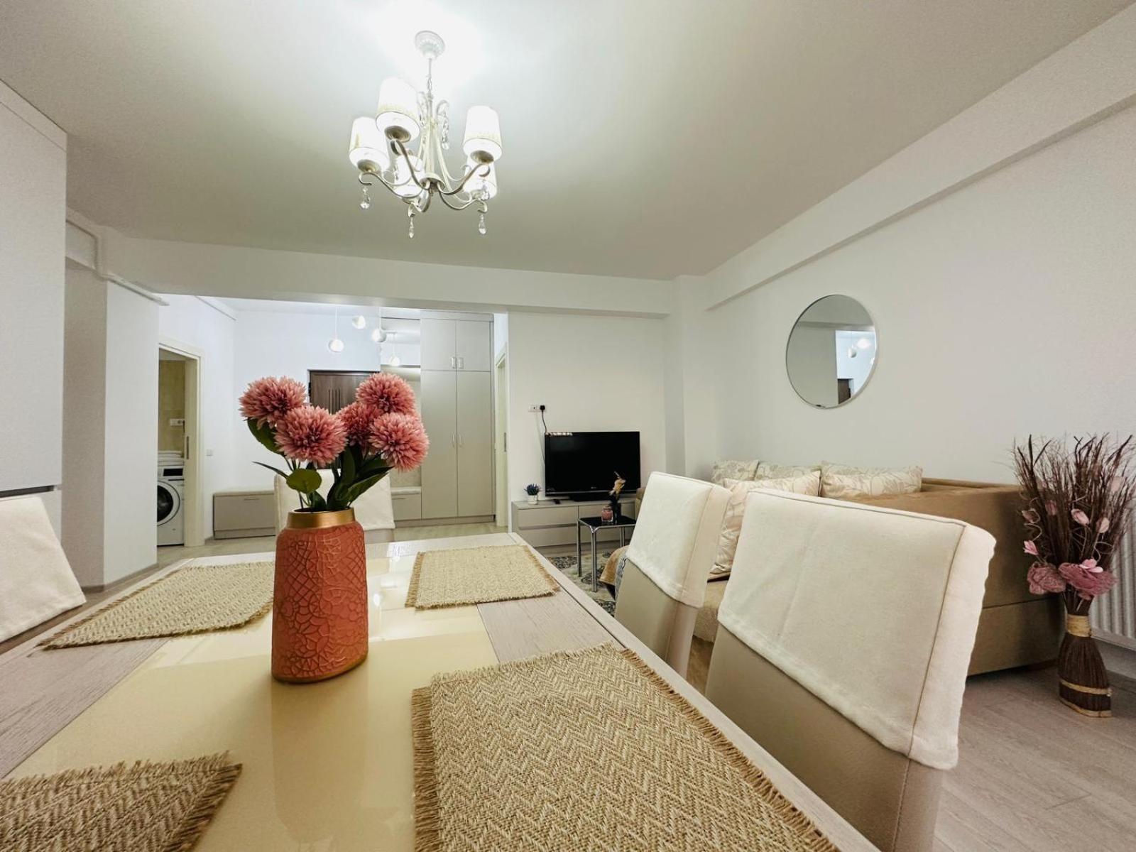 יאשי Palas Retreat - Q Residence מראה חיצוני תמונה